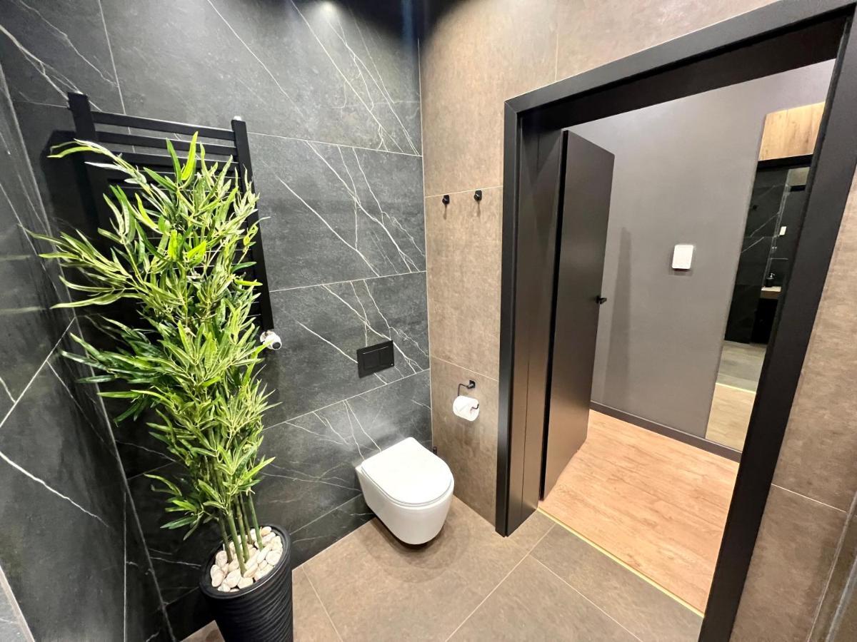 Apartament Spot Klonowa Келце Екстериор снимка